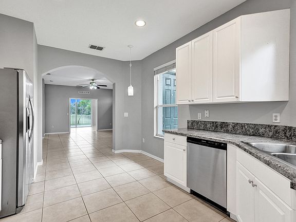 2nd image of 9872 SW Glenbrook Drive