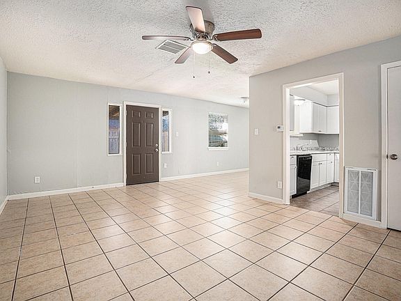 3rd image of 6660 W Fuqua Dr