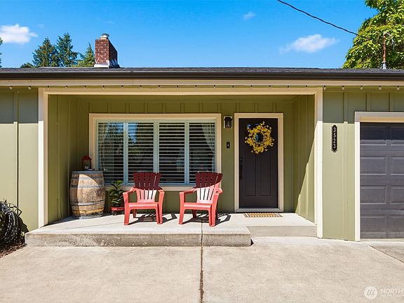 4th image of 3523 Quince Street SE