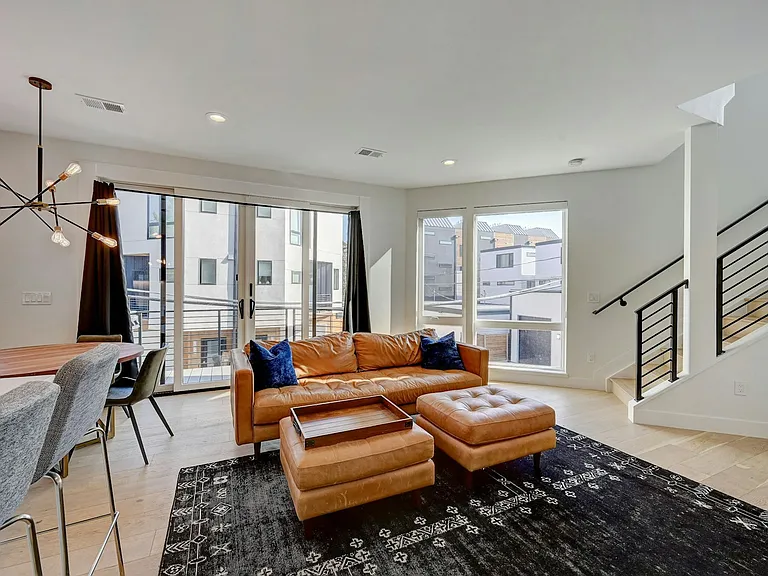 3530 W Conejos Pl — Photo 15