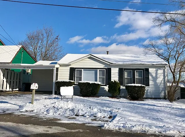 109 Hilldale Rd photo 1