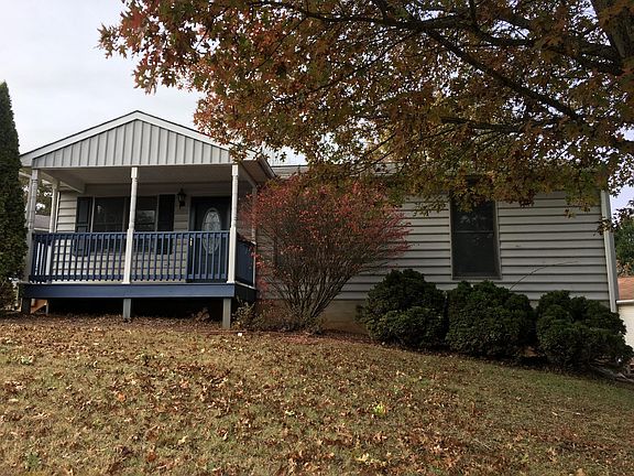 2nd image of 109 Bright Star Ct
