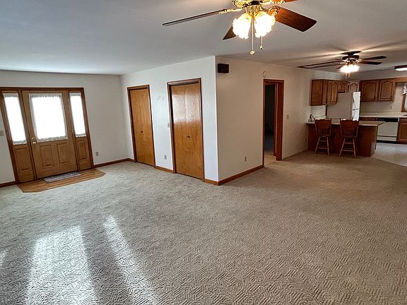 4th image of 2535 Indiana Ave #205