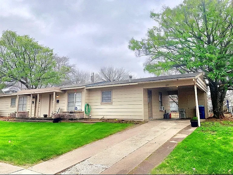 109 Vandenburg Dr #B — Photo 7