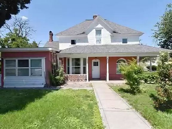 702 Sycamore 8_08122022