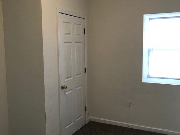 4th image of 1715 Longfellow Pl