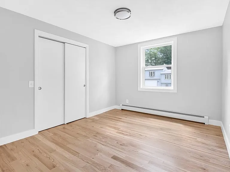 7 Jay Dr — Photo 26