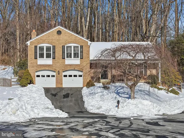 14740 Locustwood Ln, Silver Spring, MD 20905