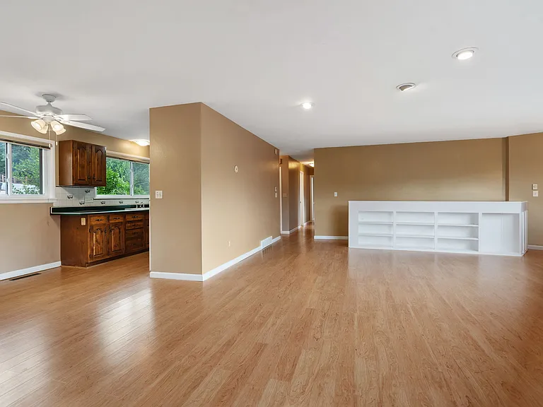 1221 Mount View Ln — Photo 6
