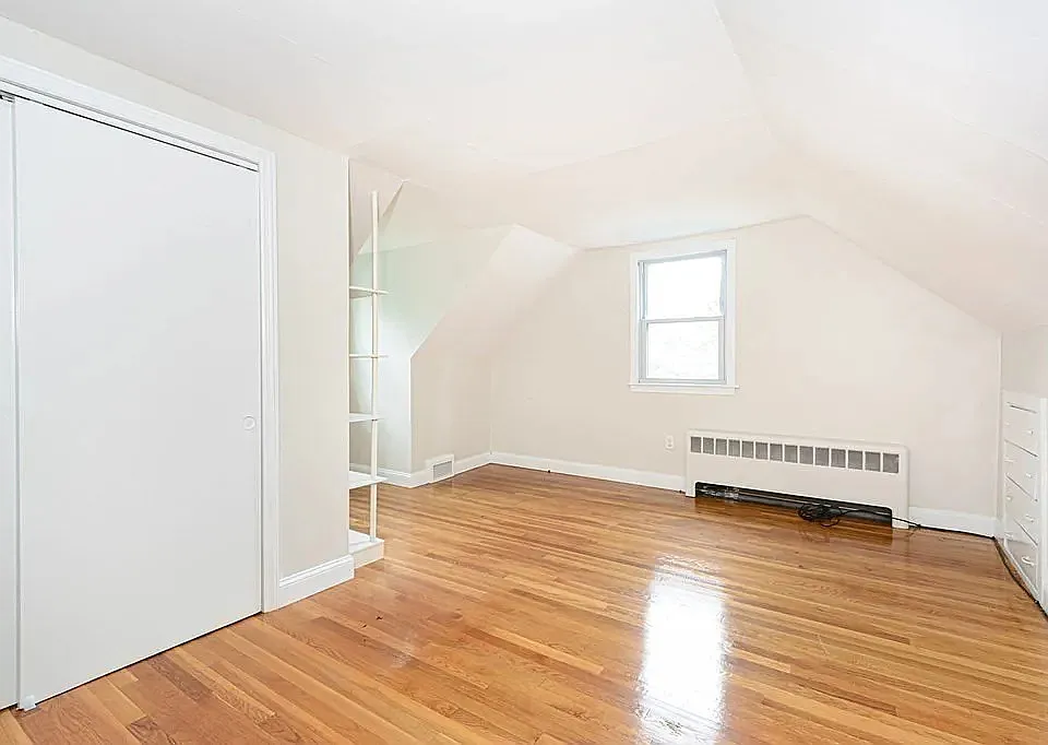 28 Main St #28