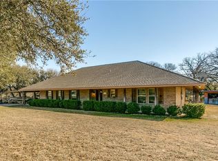 1136 Tennison Rd, Azle, TX 76020