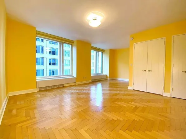 240 Riverside Blvd APT 6F, New York, NY 10069