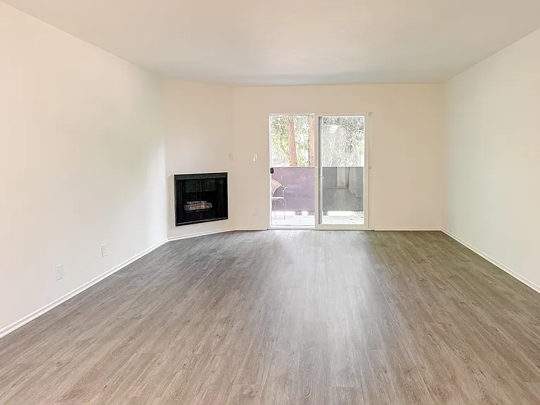 4334 Laurel Canyon Blvd #1 — Photo 3
