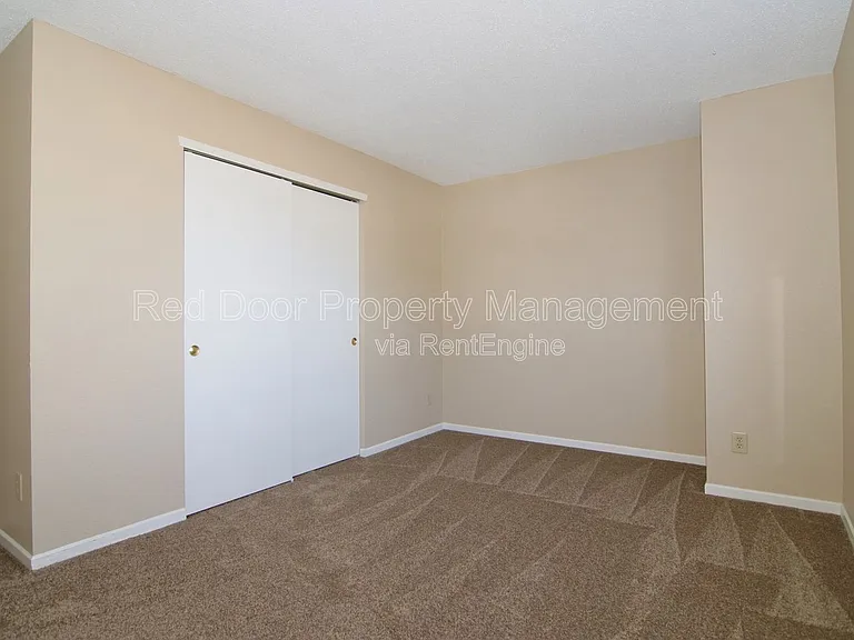 76 Snowflake Cir — Photo 24