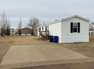 902 Era Dr, Dickinson, ND 58601