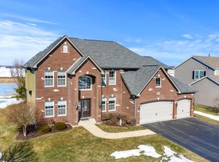 2841 Sterkel Rd, North Aurora, IL 60542