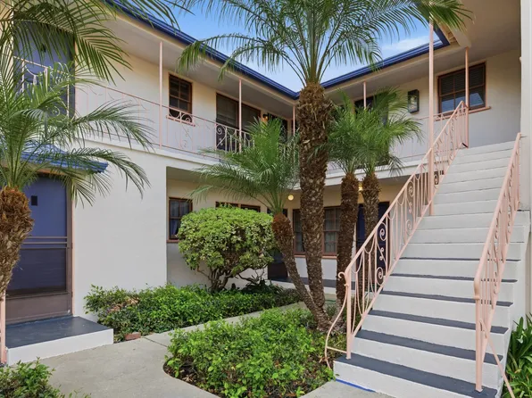 The Reagan Lee, 3231 E 2nd St #7, Long Beach, CA 90803