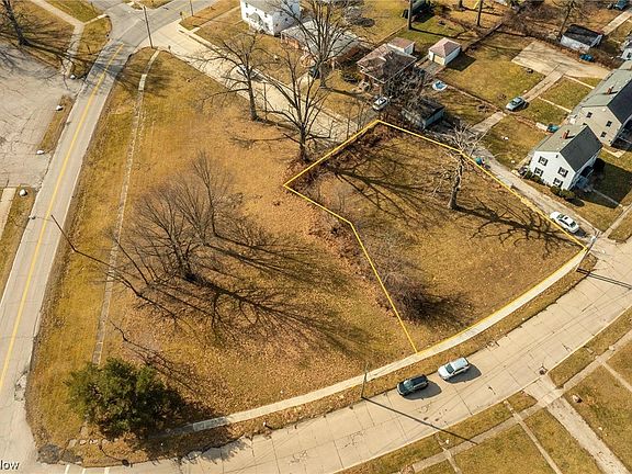 3rd image of V/l S Central Dr