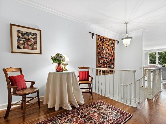 2nd image of 640 Winnetka Mews APT 107