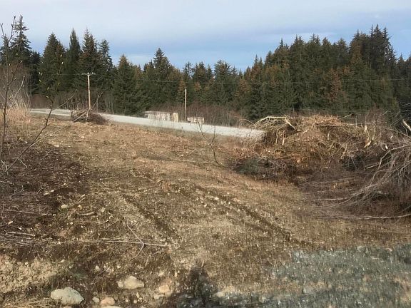 4th image of 2305 Jakolof Bay Rd