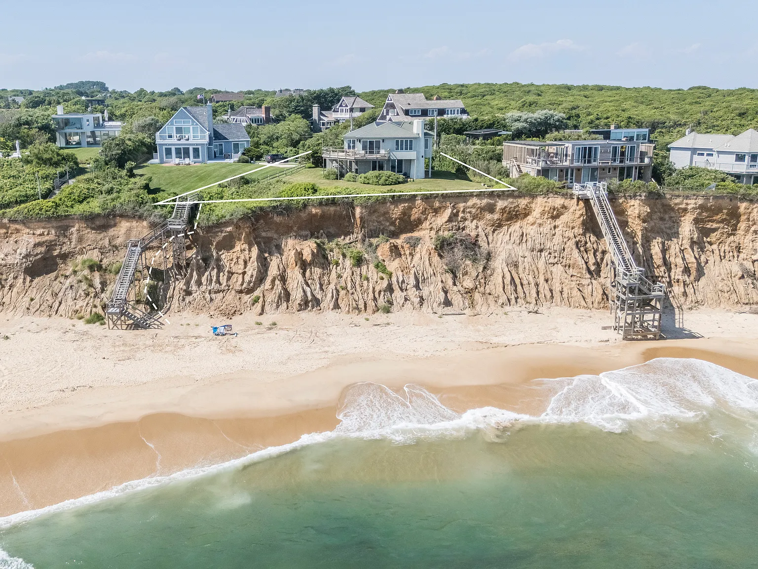 Montauk Oceanfront — Photo 2