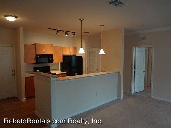 2nd image of 8290 Gate Pkwy W Unit 911