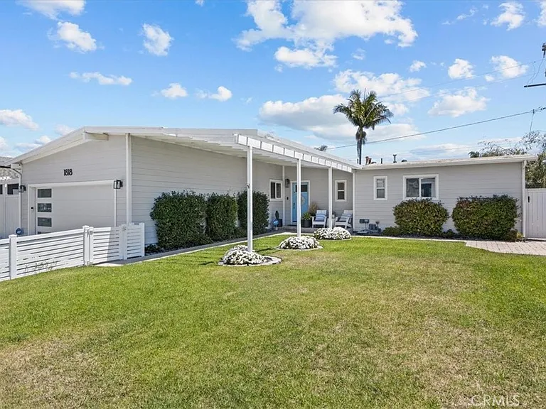 1818 Beryl Ln — Photo 23