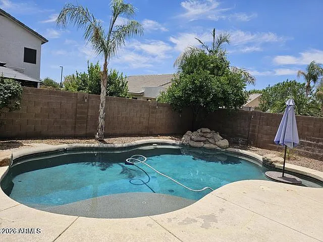 3325 E Ford Ave — Photo 2