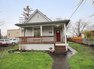 8025 NE Couch St, Portland, OR 97213