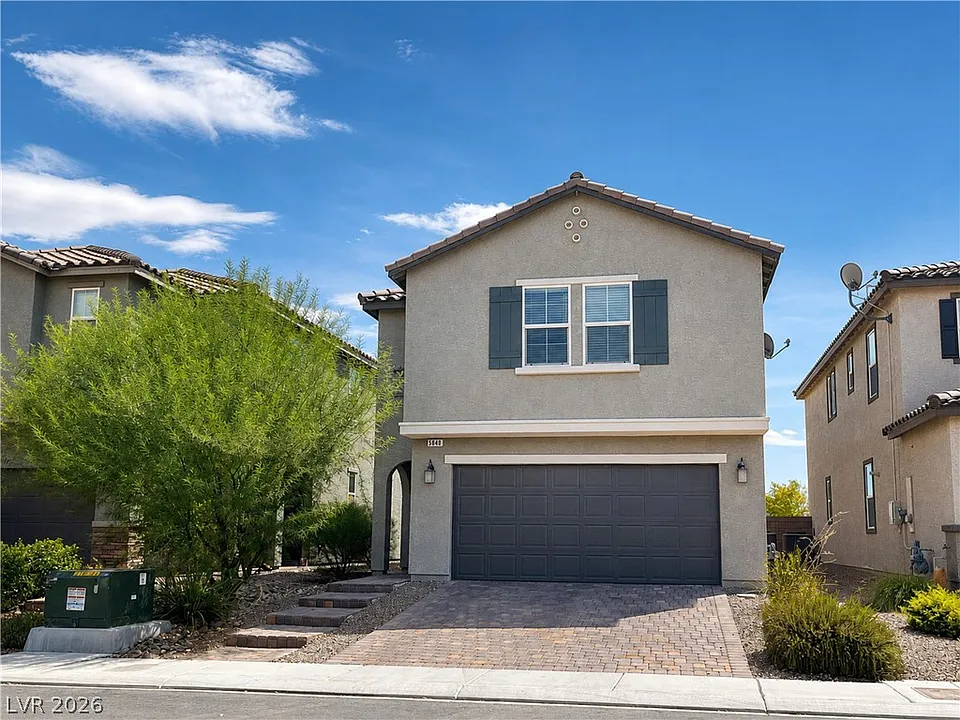 5640 Autumn Cliffs Way