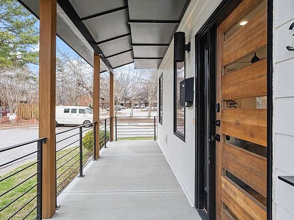 4th image of 413 Watson St