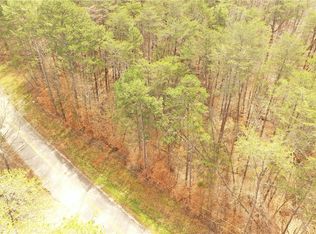 100 Queenanne Ct, Westminster, SC 29693