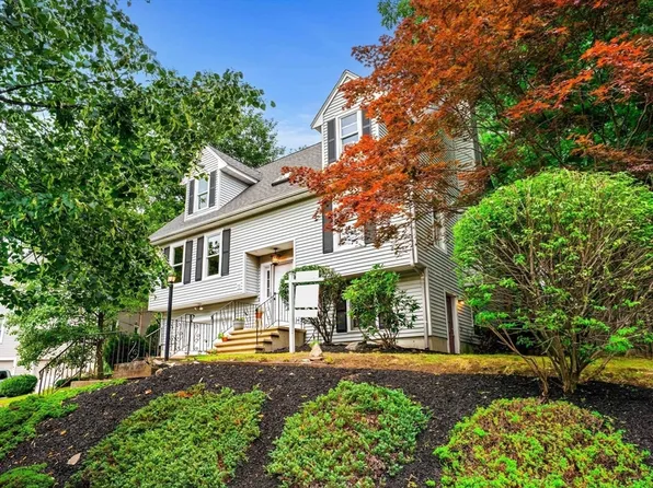 93 Kendrick Rd, Wakefield, MA 01880