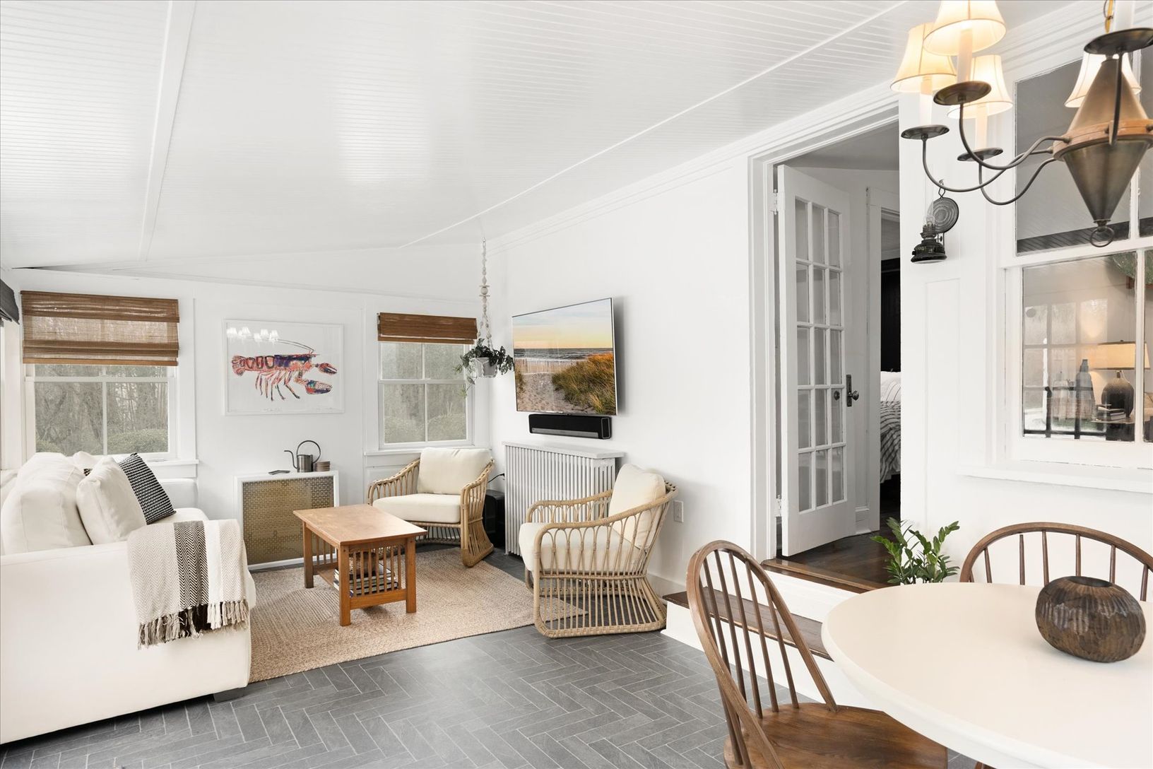  Enclosed Sunporch with Pullout Sofa for guest overflow
