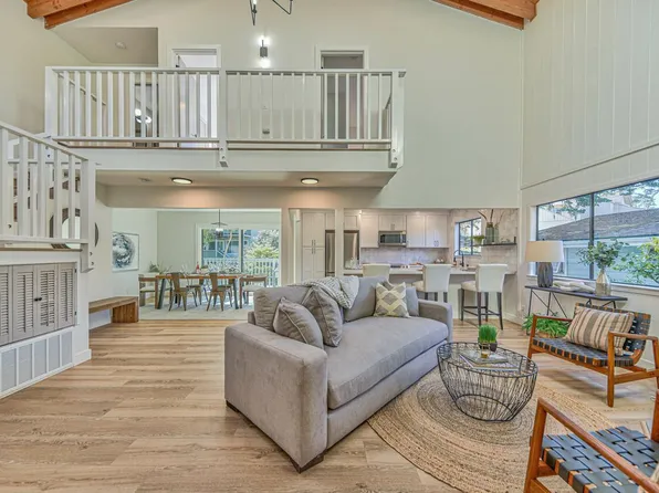 1107 Funston Ave, Pacific Grove, CA 93950