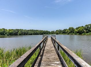 W Park Ave, Palestine, TX 75801