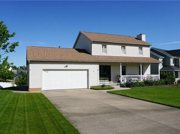 912 Longbrook Dr, Wadsworth, OH 44281