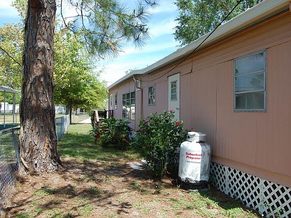 5th image of 1136 Millbrook Ave