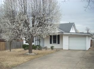 2304 Glenwood Dr, Jonesboro, AR 72401