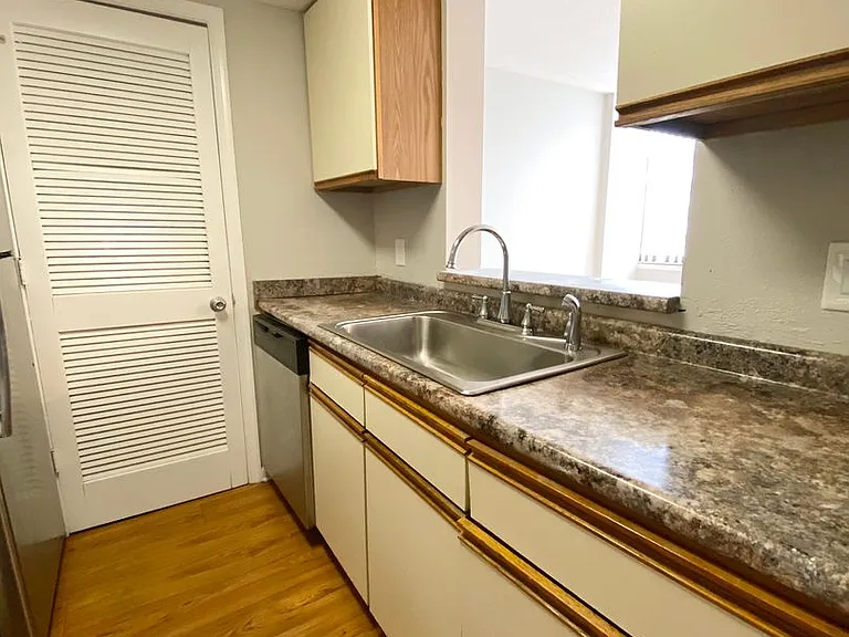 1100 Wheat St #405 — Photo 10