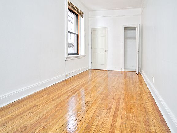 2nd image of 167 W 71st St APT 16