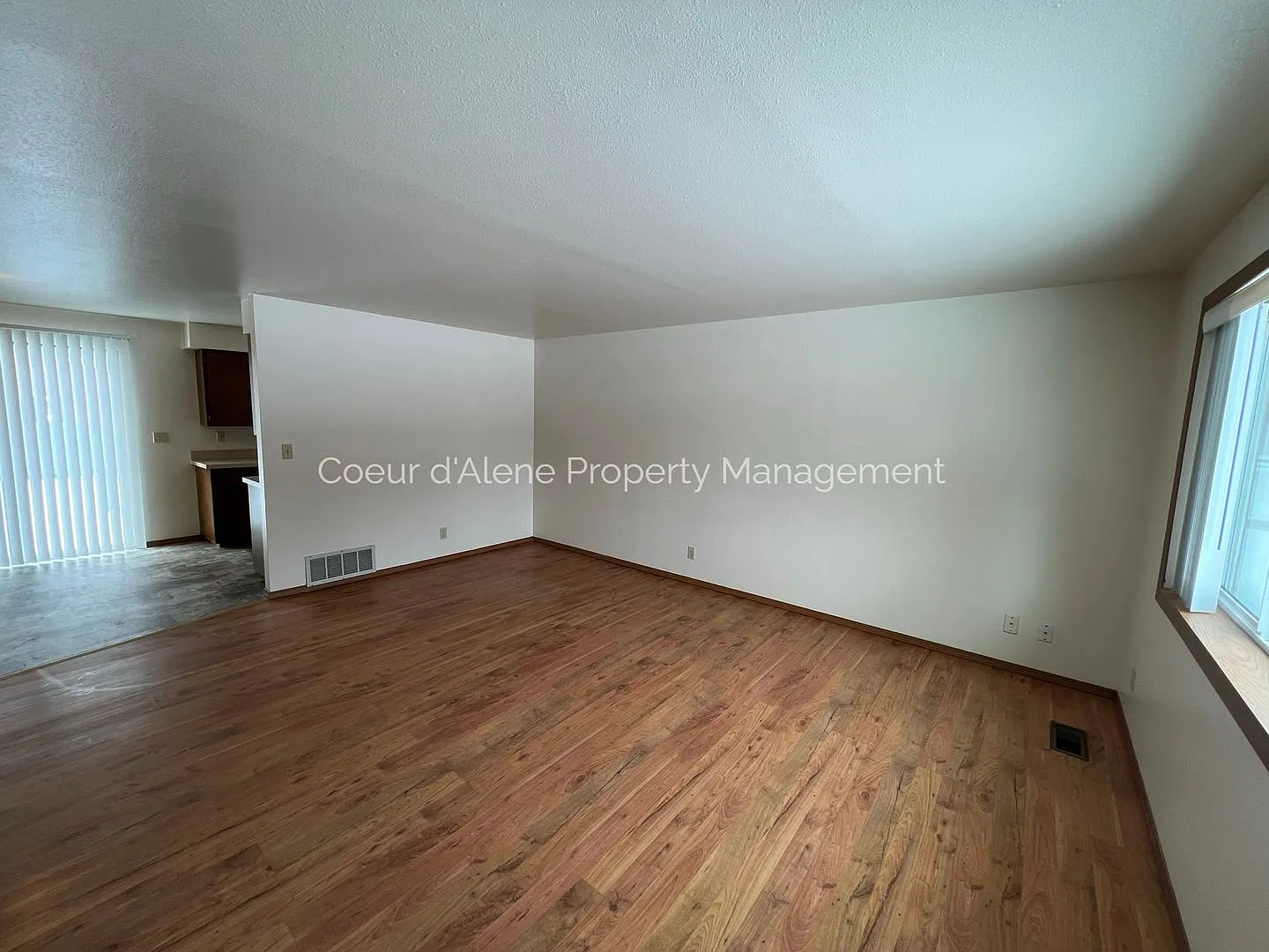 3 bed house at end of culdesac — Photo 1