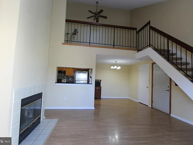 2002 Ravens Crest Dr — Photo 7
