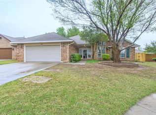 1609 Redtail Hawk, Edmond, OK 73003