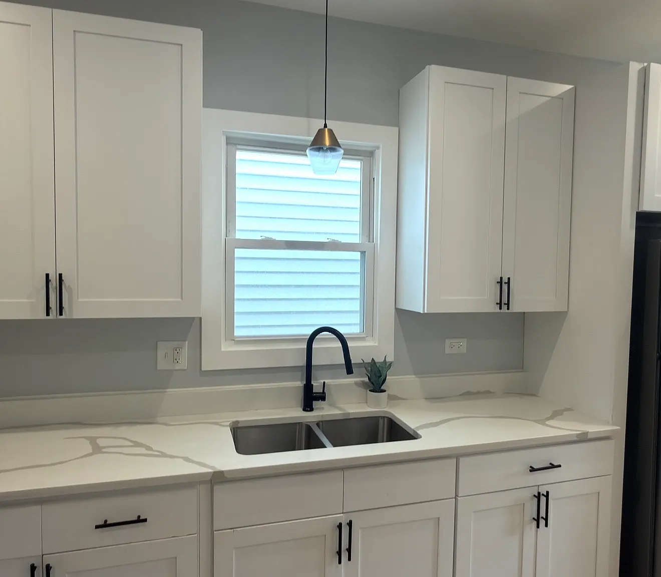 3 bed, 1800 sqft, $2,395 — Photo 3
