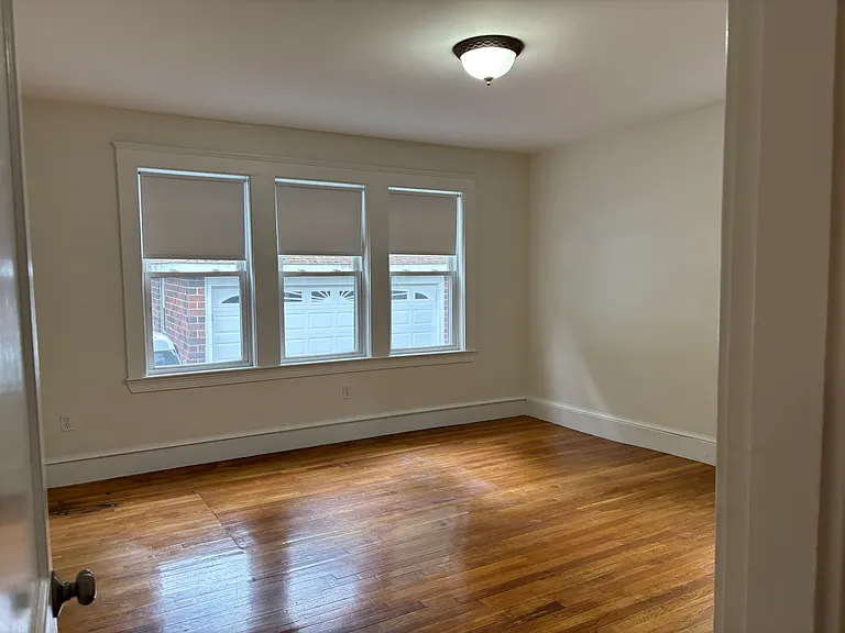 255 Brown St #1 — Photo 7