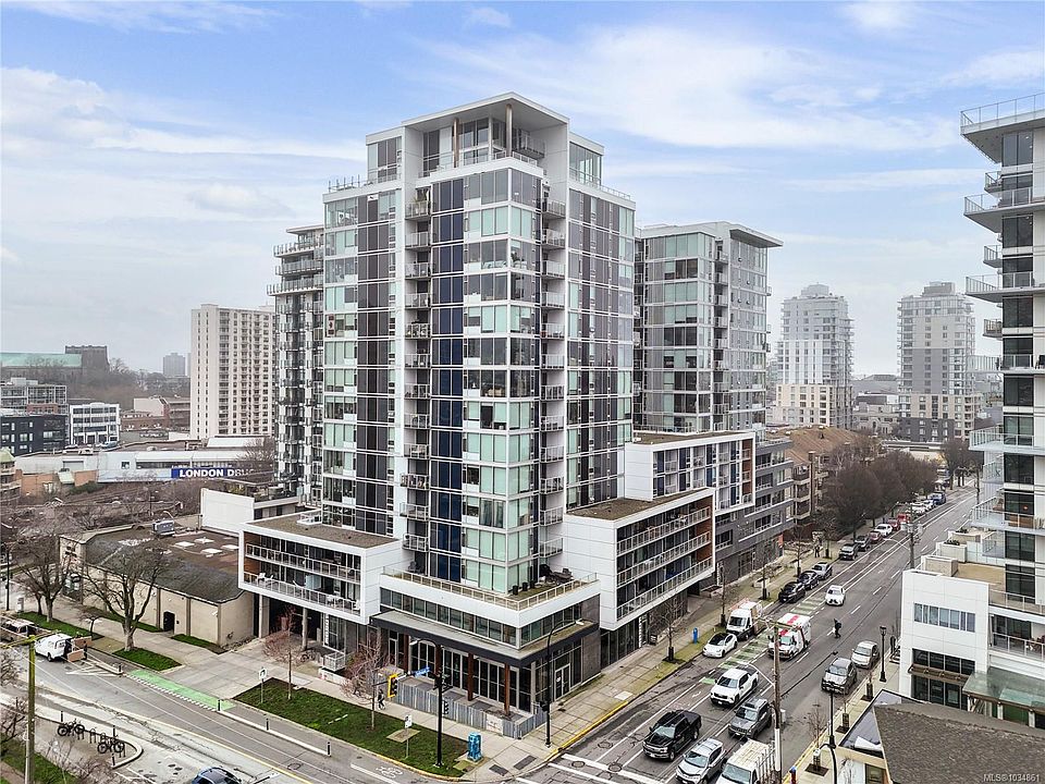1st image of 989 Johnson St #213