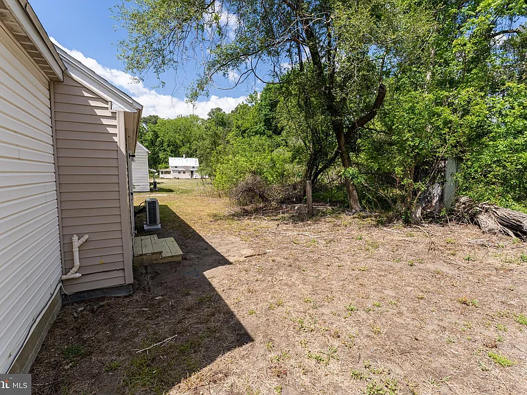 117 Davis Ln — Photo 7