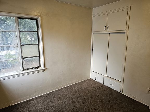 5th image of 1845 N Sierra Way
