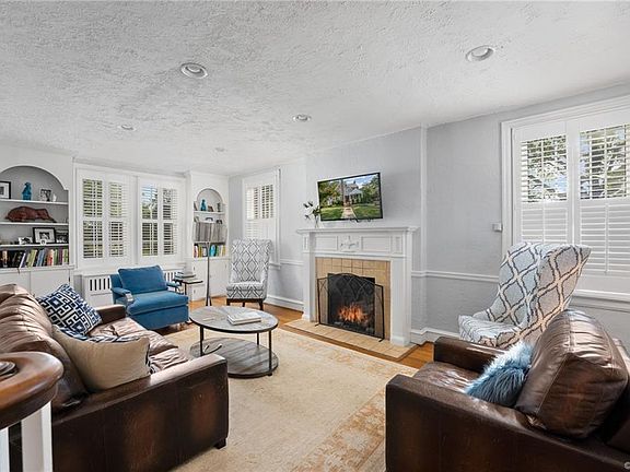3rd image of 3900 Park Ave